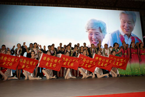 最美新疆保险人合影.jpg
